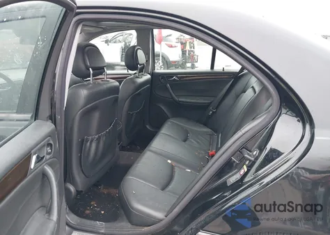 2003 Mercedes-Benz C 240 from USA, damaged, VIN WDBRF61J93E013920